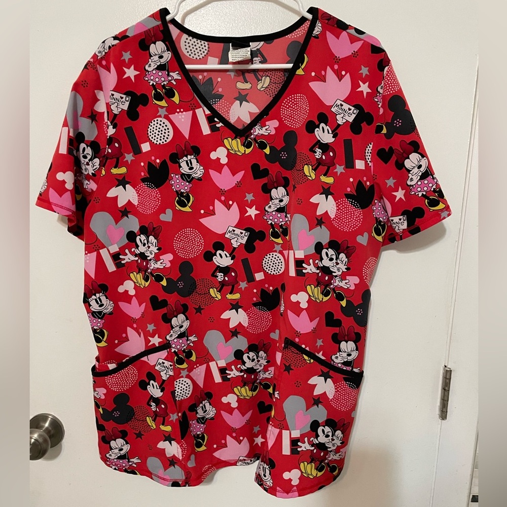 Disney MICKEY MINNIE Print Short sleeve Red pink Healthcare Nursing scrub top XL - Picture 1 of 6